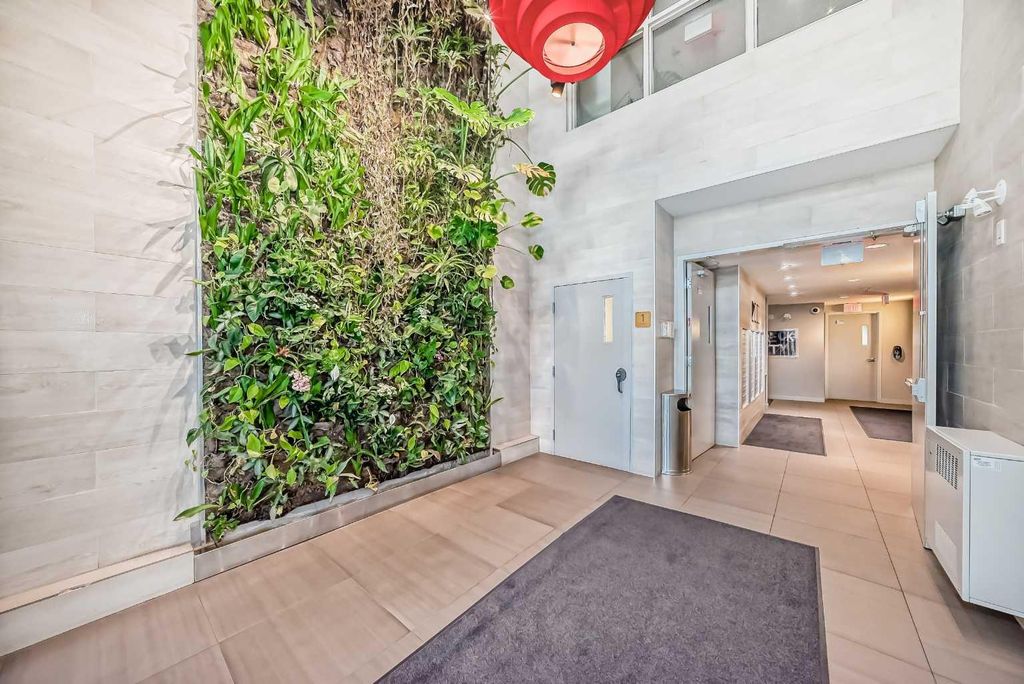 Photo of 823 5 Avenue NW #109, Calgary, AB T2N 0R5 (MLS # A2301090)