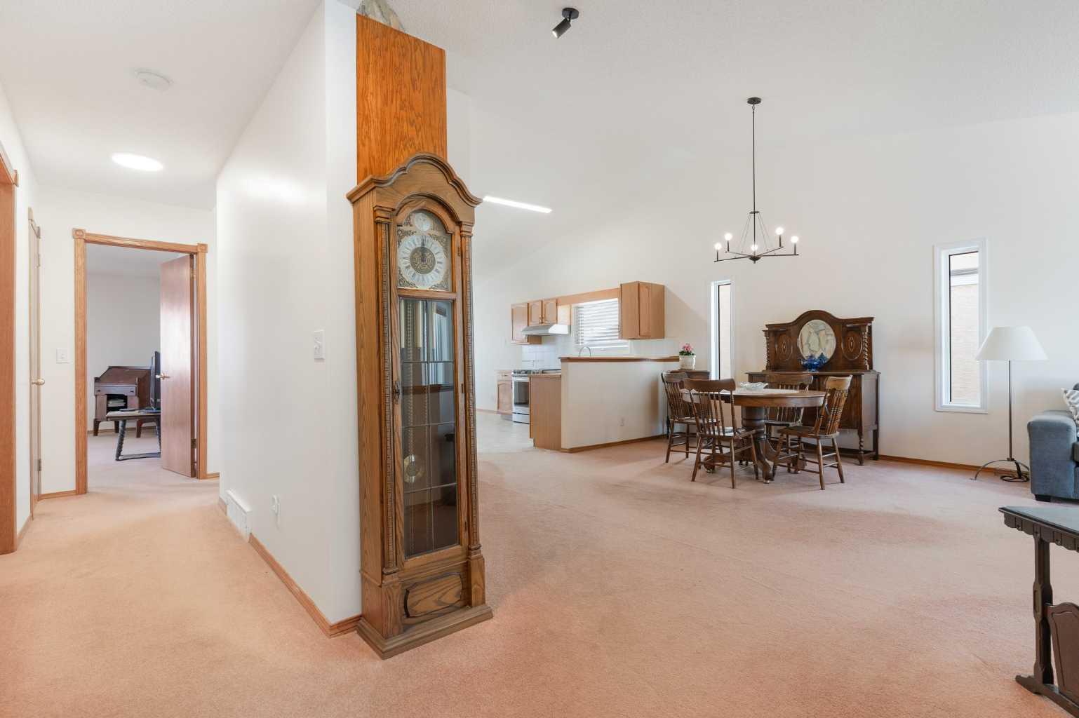 50 Millview Rise SW