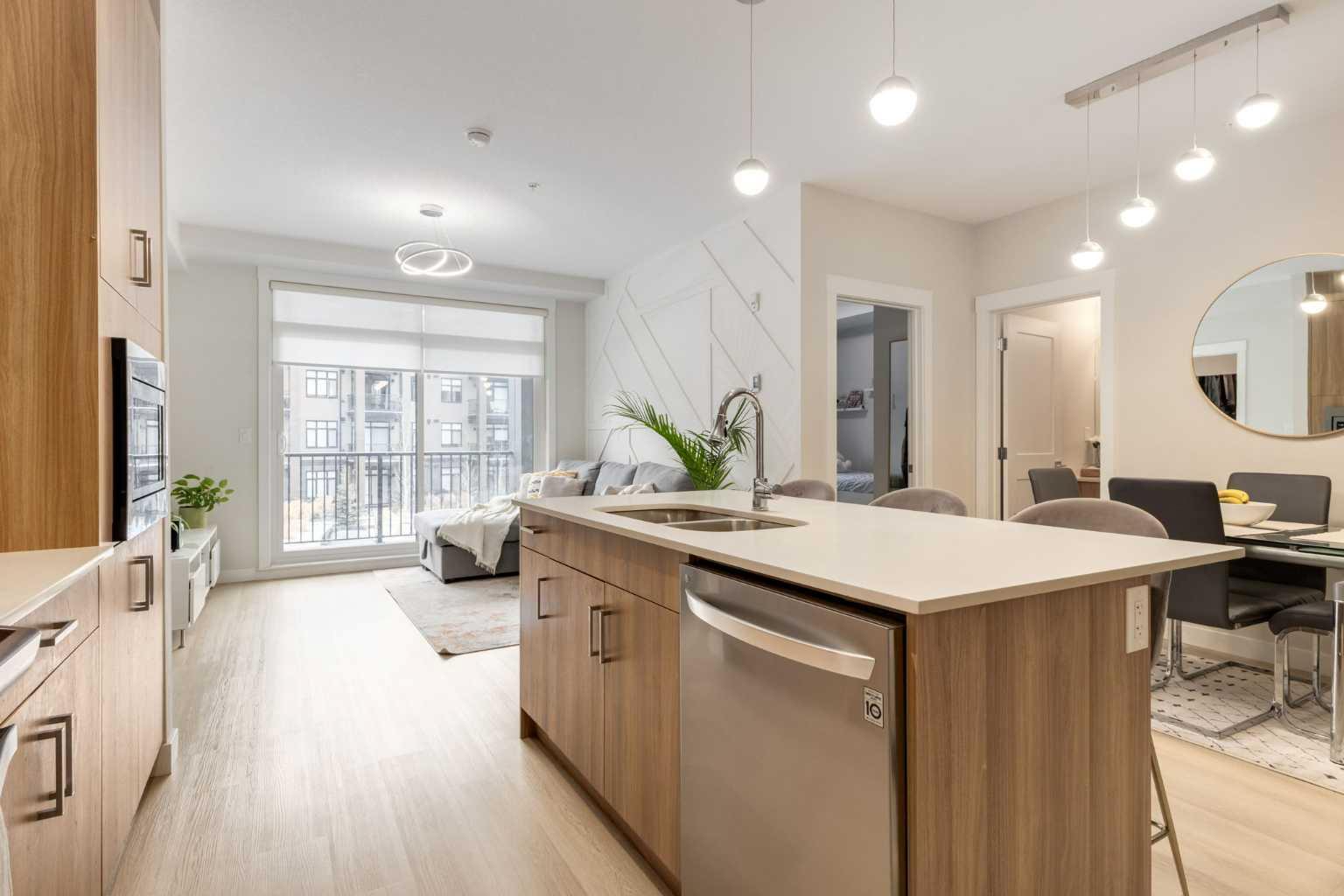 200 Seton Circle SE 3205