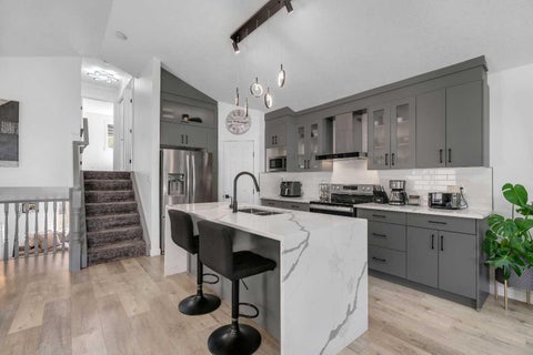 Photo of 279 Covehaven View NE, Calgary, AB T3K 5S4 (MLS # A2349420)