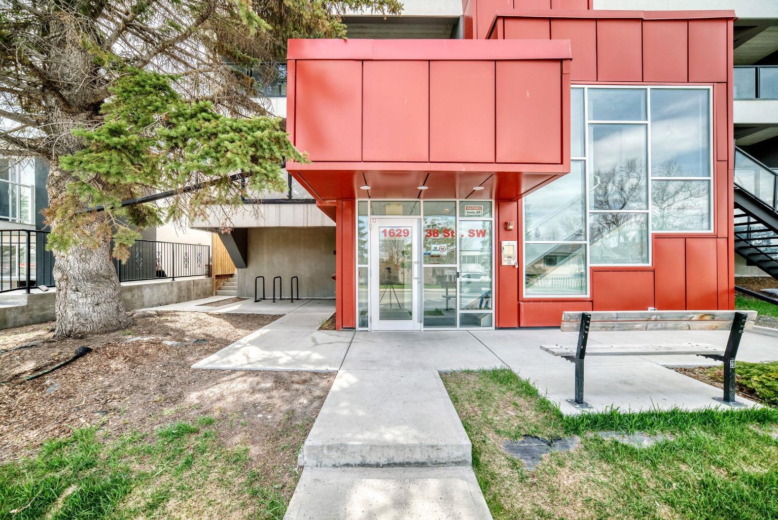 1629 38 Street SW 201