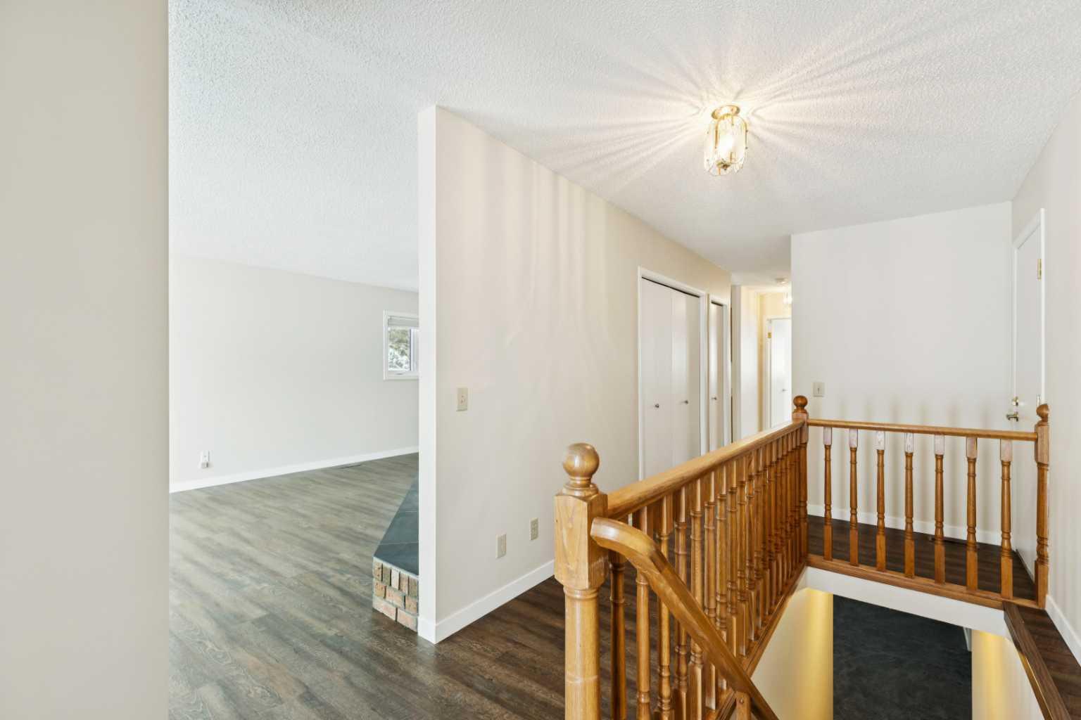 43 MacEwan Park Heights NW