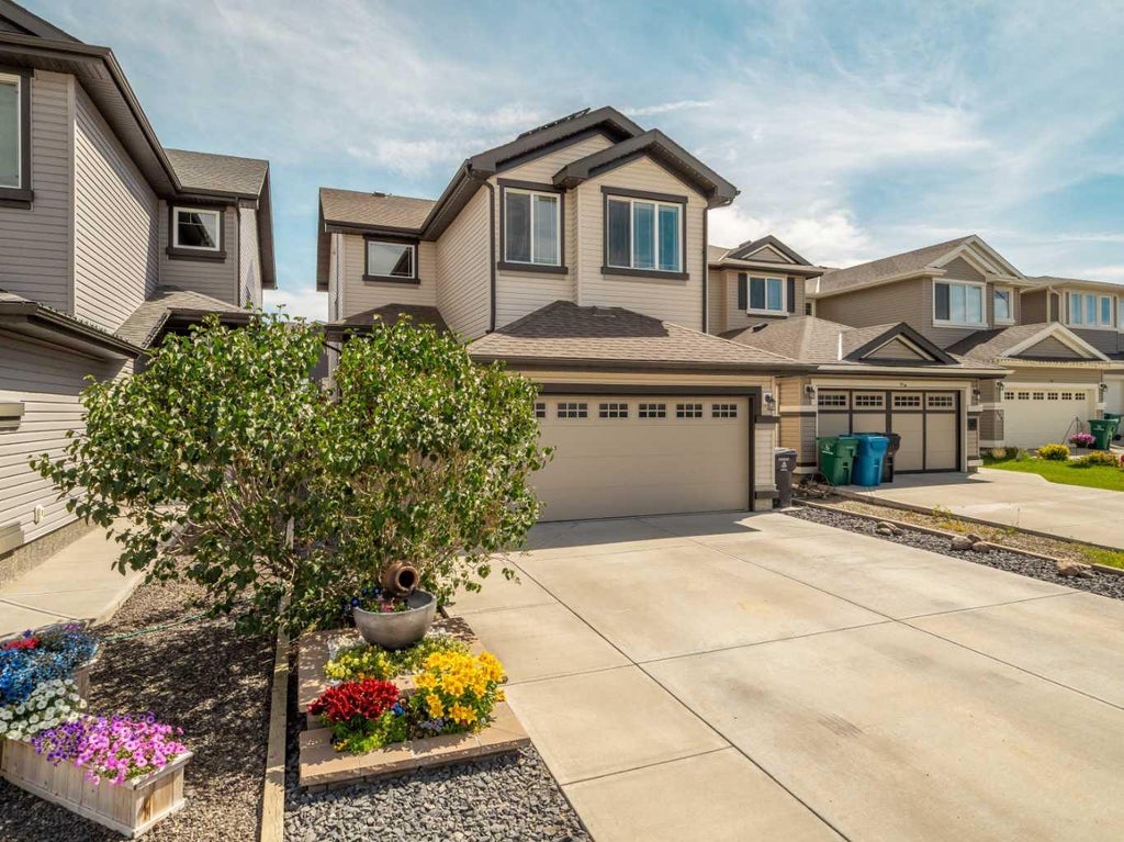 Photo of 386 Moonlight Way W, Lethbridge, AB T1J 5K1 (MLS # A2326925)