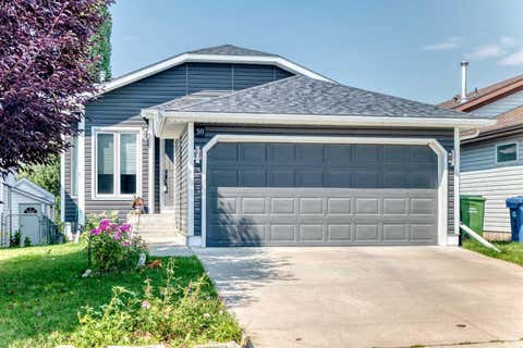 Photo of 50 Somerside Manor SW, Calgary, AB T2Y 3G4 (MLS # A2339469)