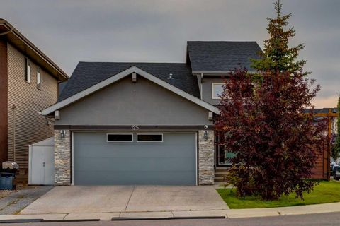 Photo of 125 Walden Rise SE, Calgary, AB T2X 0Z1 (MLS # A2257453) Photo of 125 Walden Rise SE, Calgary, AB T2X 0Z1 (MLS # A2257453)