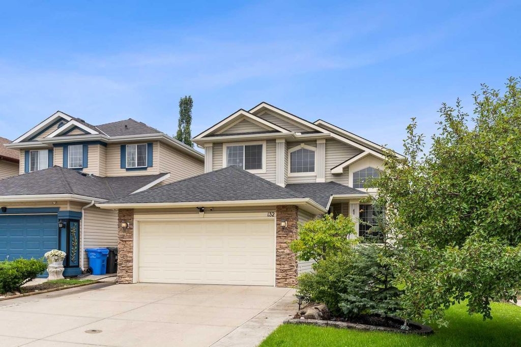 Photo of 132 Citadel Meadow Bay NW, Calgary, AB T3G 4Z5 (MLS # A2283345)