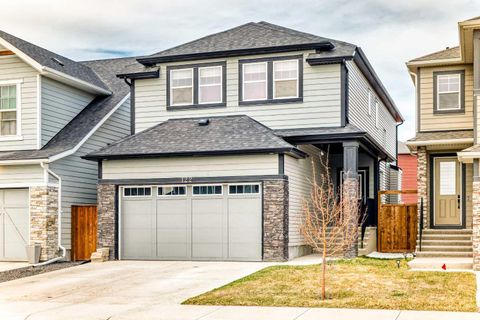 Photo of 122 Legacy Glen Crescent SE, Calgary, AB T2X 4G7 (MLS # A2304838)