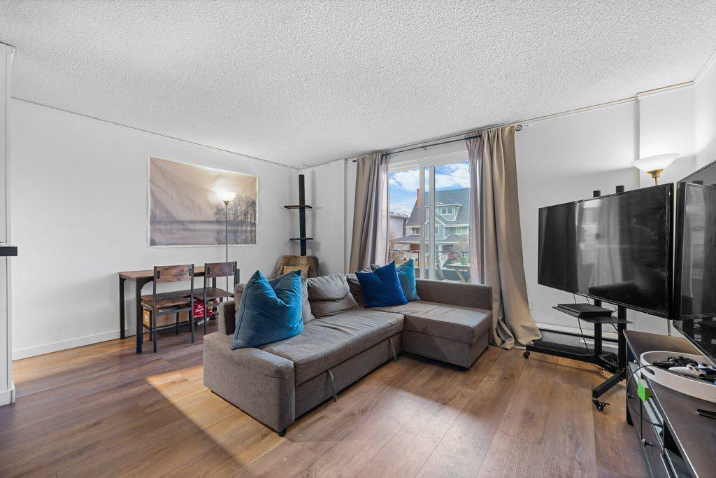 2111 14 Street SW 202
