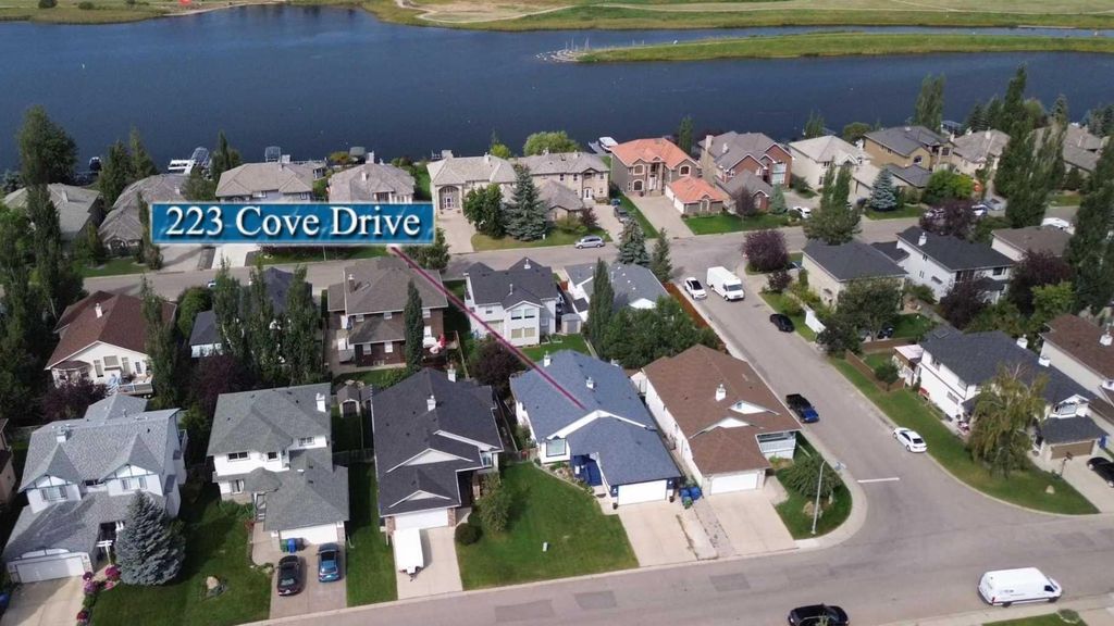 Photo of 223 COVE Drive, Chestermere, AB T1X 1E5 (MLS # A2252451)