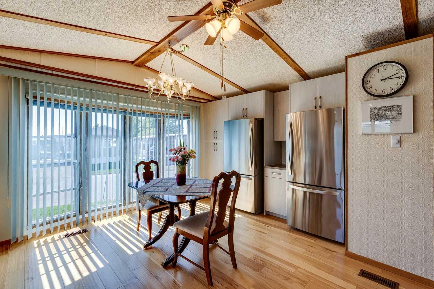 99 Arbour Lake Road NW 101