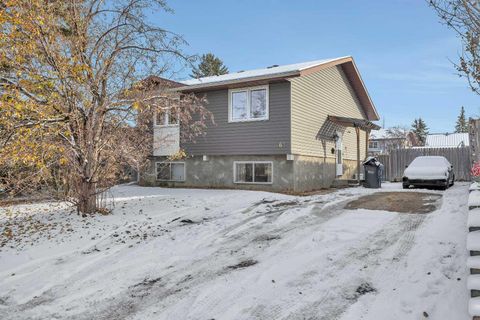 65 Gunn Street Red Deer AB T4P 2N1
