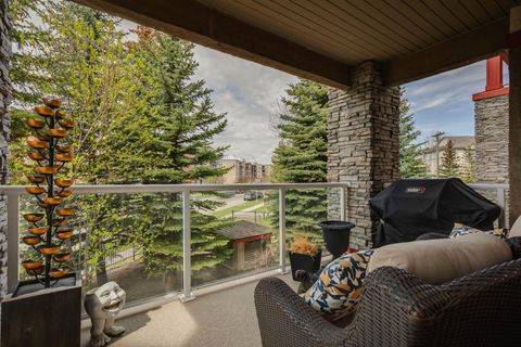 Property photo of 2205 Lake Fraser Green Se ., Calgary, AB T2j 7h8