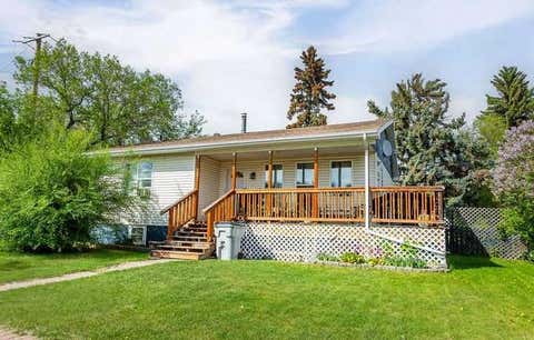 Photo of 502 5 Avenue, Wainwright, AB T9W 1B1 (MLS # A2335607)