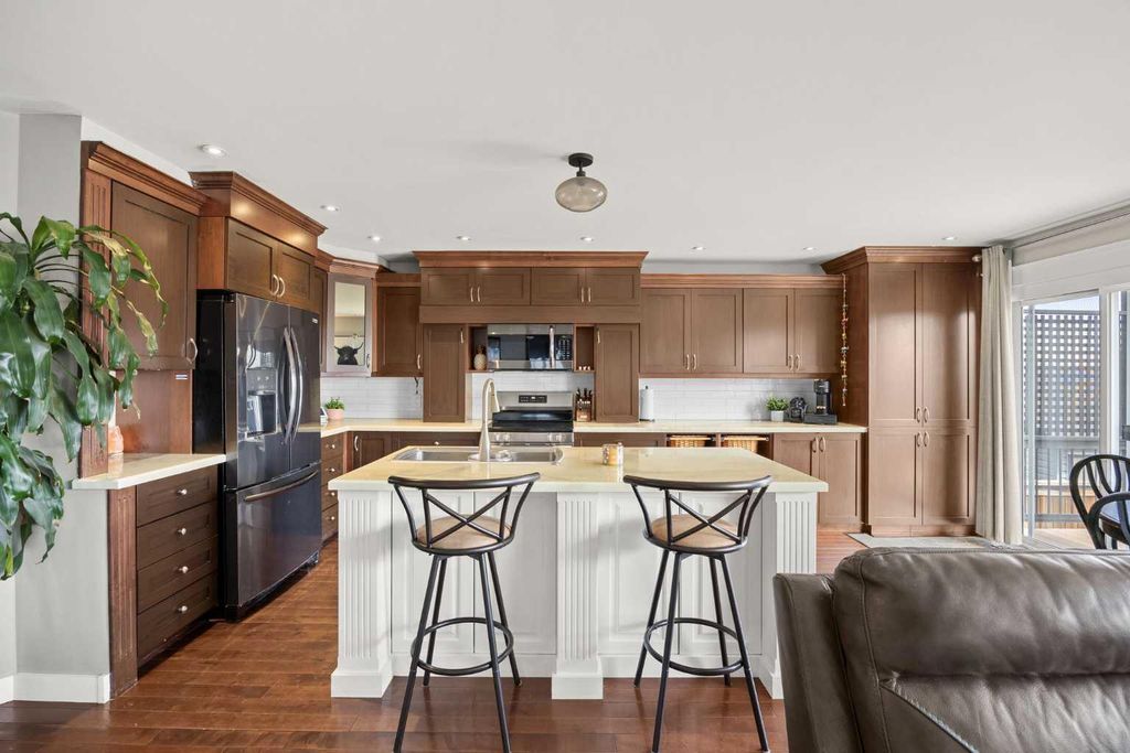 Photo of 19 Covemeadow Crescent NE, Calgary, AB T3K 6A8 (MLS # A2310202)