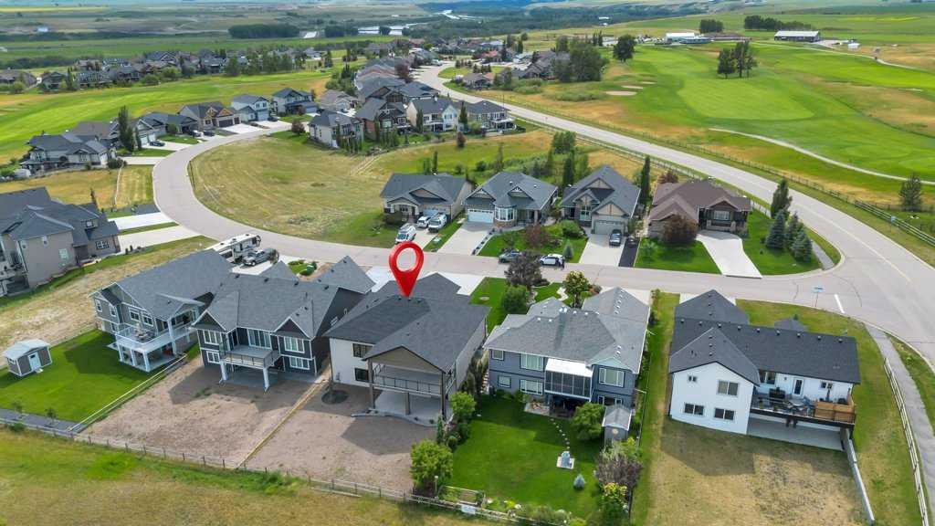 158 SPEARGRASS Crescent