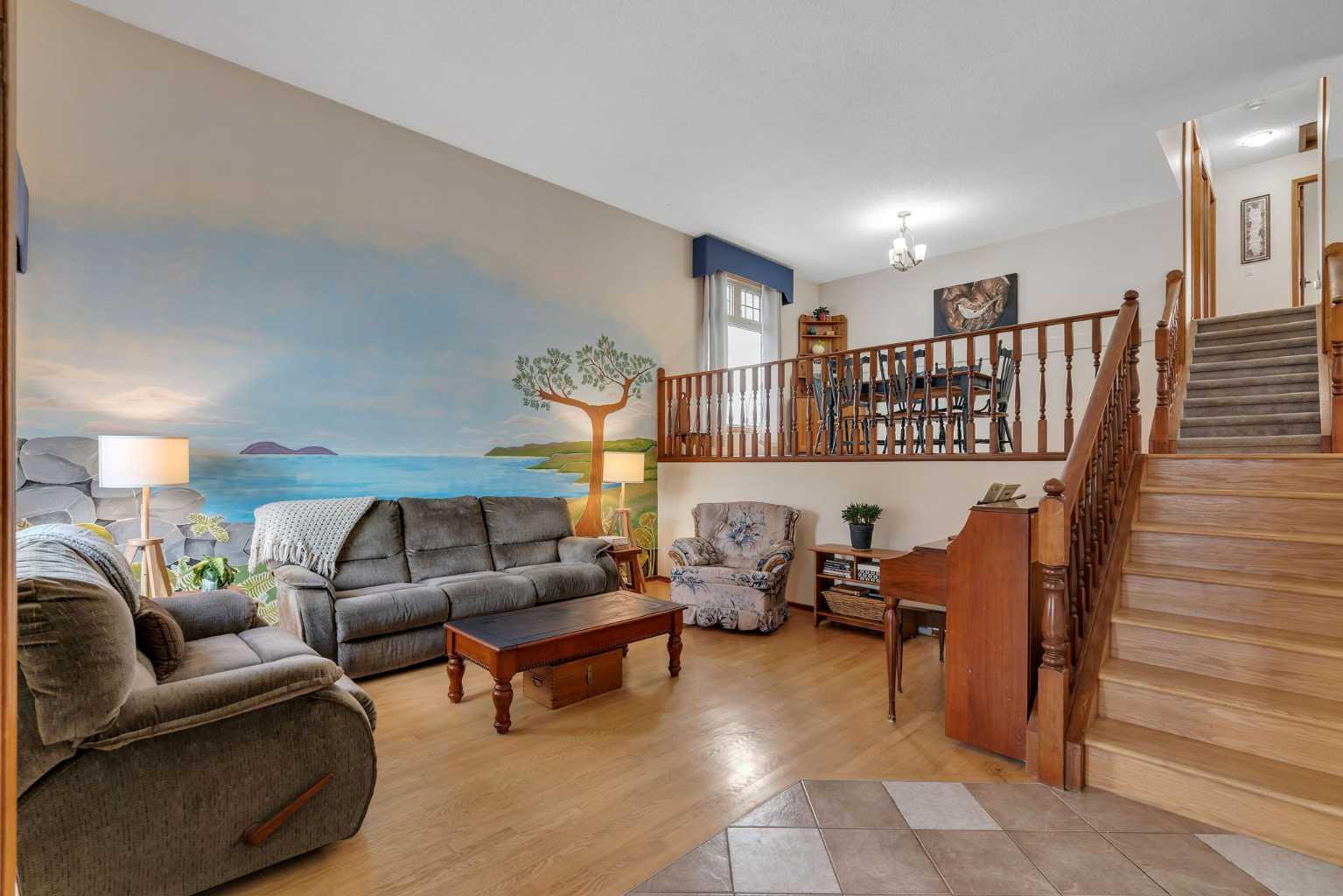 244 Ranchridge Court NW