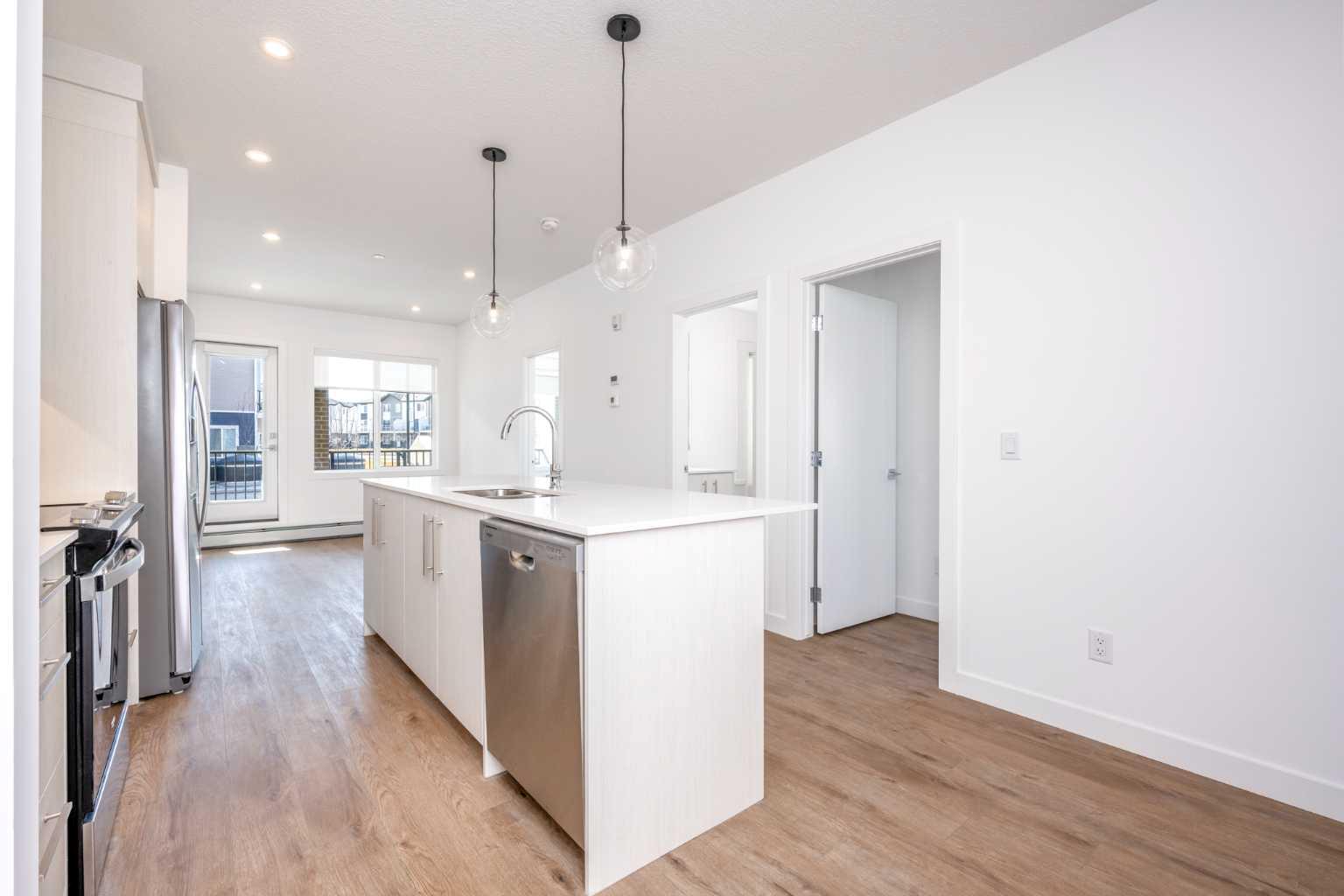 6 Merganser Drive W 4102