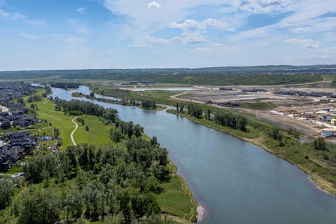 Photo of 125 Wolf Hollow Crescent SE #405, Calgary, AB T2X 5W9 (MLS # A2318454)