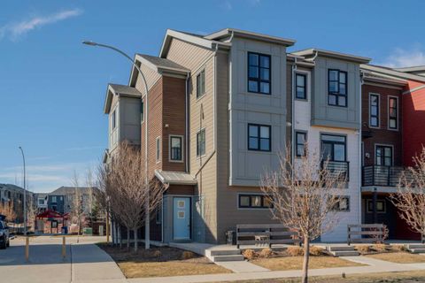 Photo of 960 Walden Drive SE, Calgary, AB T2X 4C4 (MLS # A2301145)