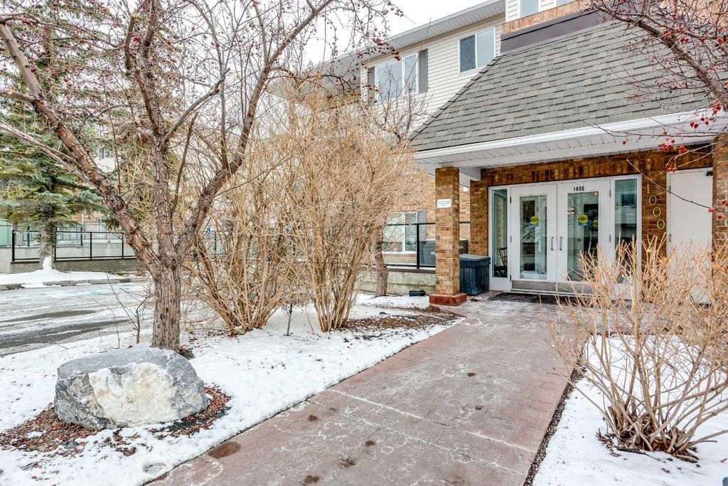 Photo of 950 Arbour Lake Road NW #1205, Calgary, AB T3G 5B3 (MLS # A2292904)