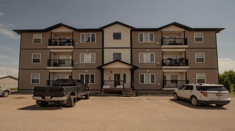 Photo of 4520 51 Street #103A, Vermilion, AB T9X 0A2 (MLS # A2330461)