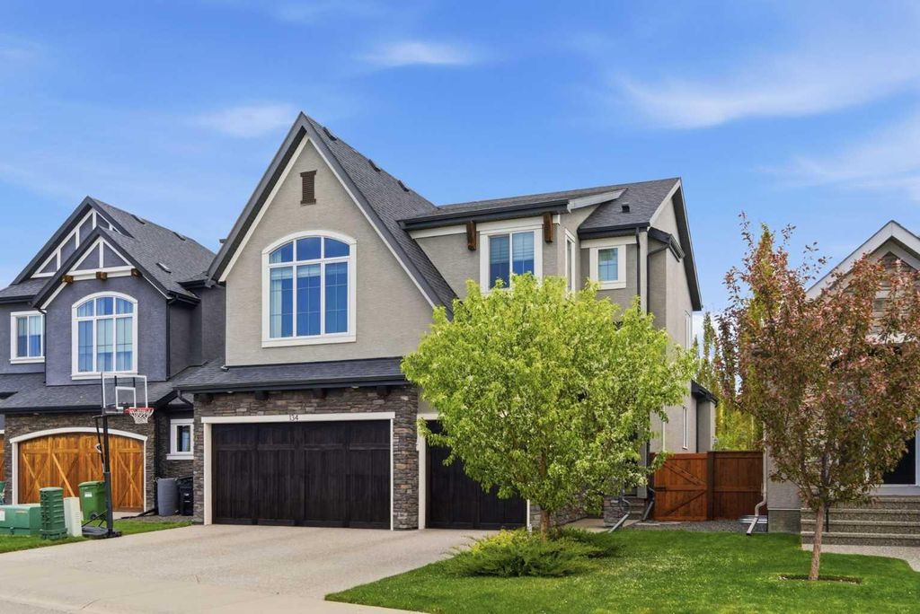 Photo of 134 Cranbrook Circle SE, Calgary, AB T3M 2L9 (MLS # A2315731)