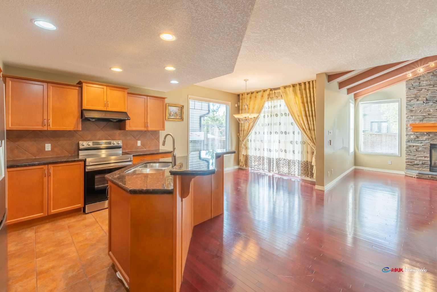 94 Kincora Gardens NW