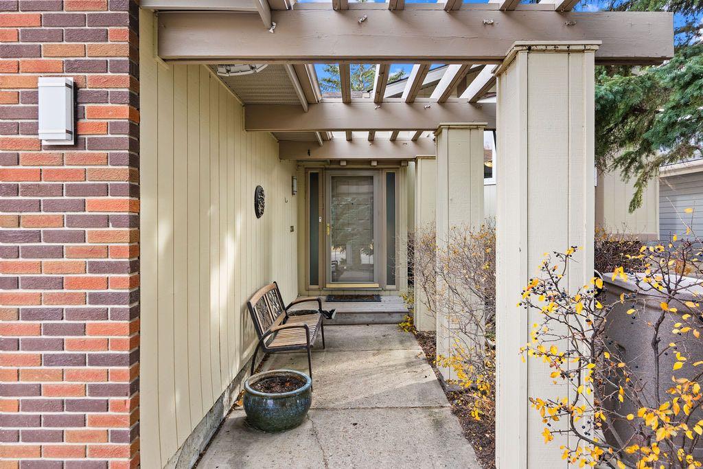 3350 Oakwood Drive SW