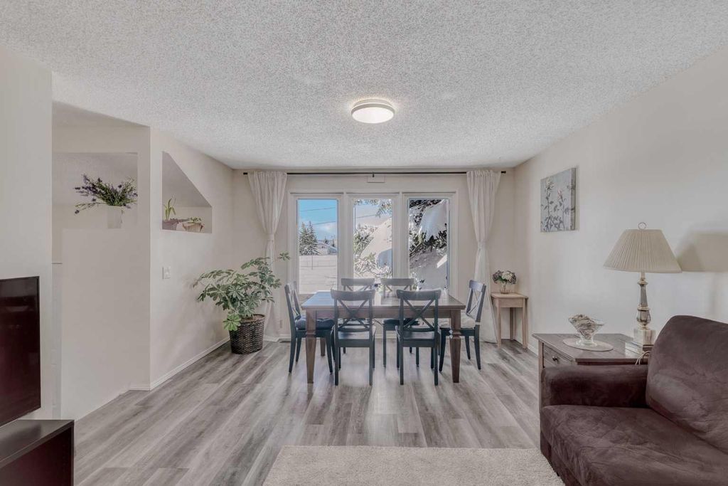 Photo of 112 Edgedale Way, Calgary, AB T3A 2P9 (MLS # A2302797)