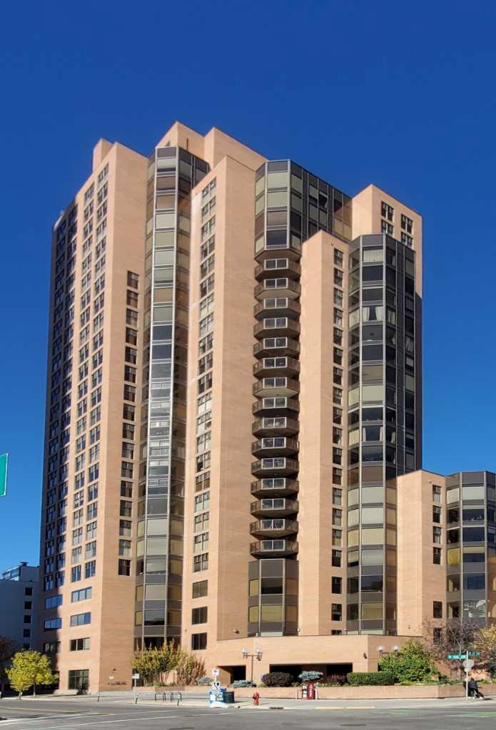 1100 8 Avenue SW 2403