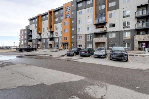 20 Kincora Glen Park NW 402 Calgary AB T3R 1R9