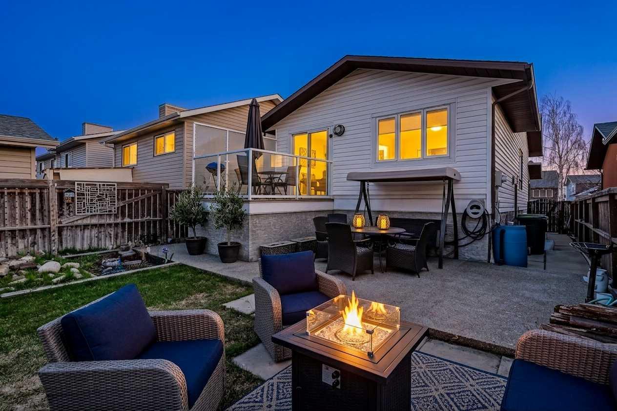 13 Taraglen Road NE