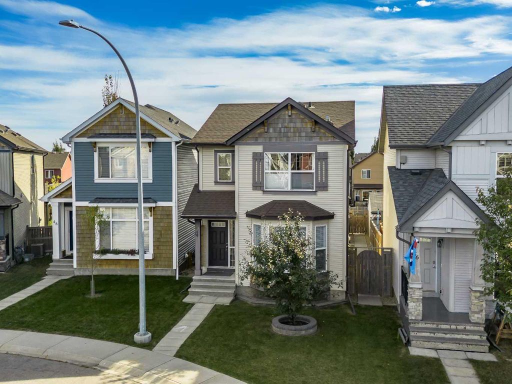 Photo of 52 Autumn Court SE, Calgary, AB T3M 0P4 (MLS # A2295605)