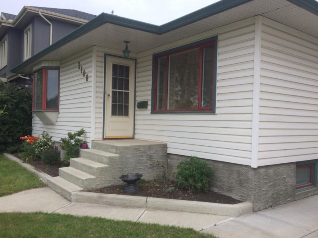 Photo of 3108 28 Avenue SW, Calgary, AB T3E 0R8 (MLS # A2278875)