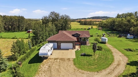 Photo of 37543 Range Road 270, Rural Red Deer County, AB T4E 1L1 (MLS # A2341802)