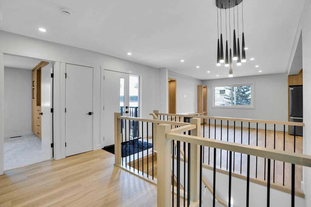Photo of 77 Ferncliff Crescent SE, Calgary, AB T2H 0V5 (MLS # A2323736)