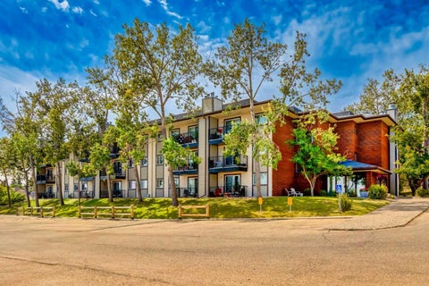 Photo of 385 Patterson Hill SW #4203, Calgary, AB T3H 2P3 (MLS # A2332567)