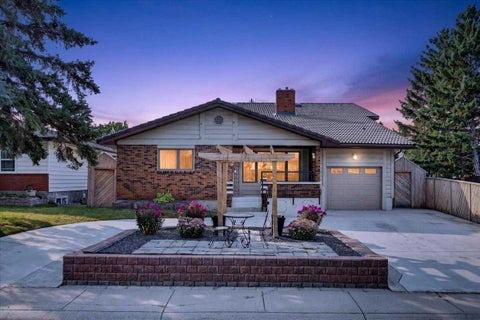 Photo of 126 Marbrooke Circle NE, Calgary, AB T2A 2W6 (MLS # A2339546)