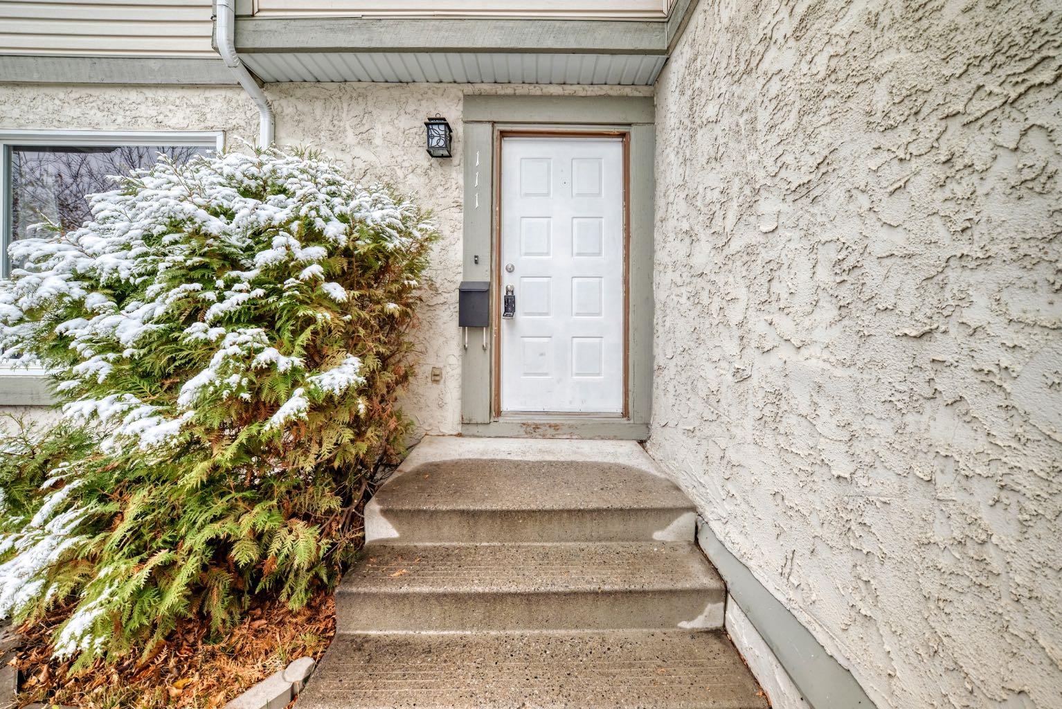 111 Deer Ridge Lane SE