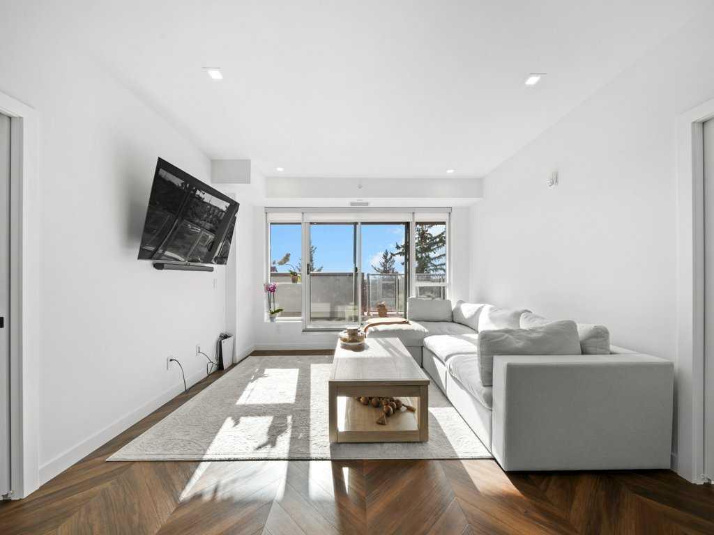 8505 Broadcast Avenue SW 206