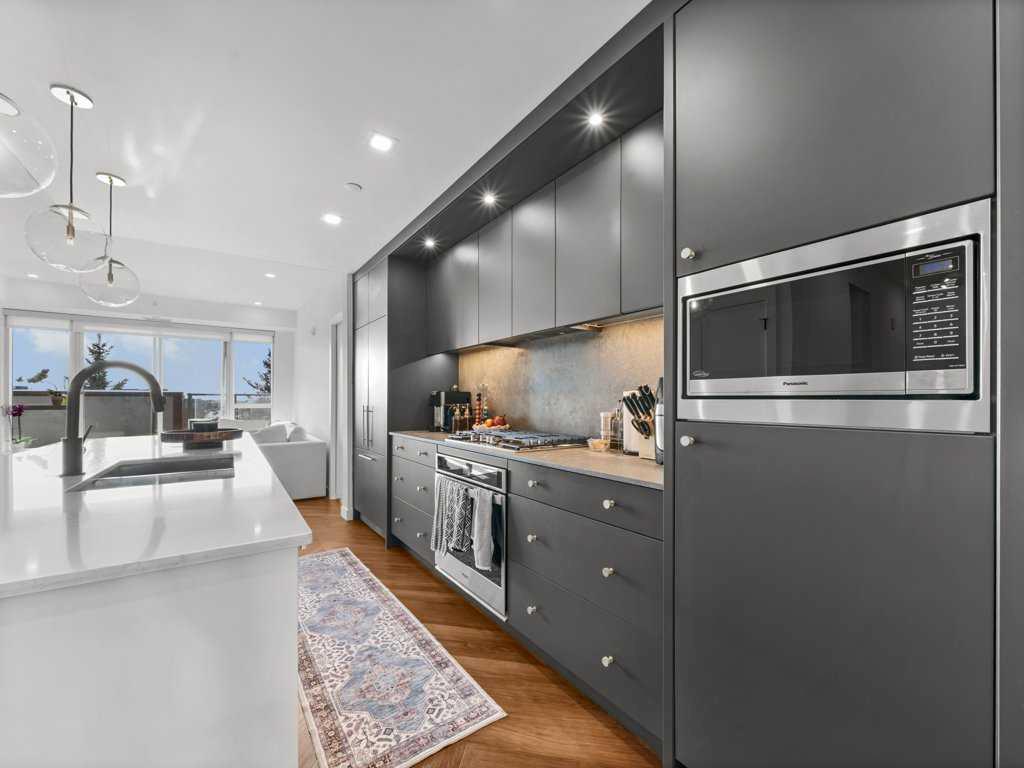 8505 Broadcast Avenue SW 206