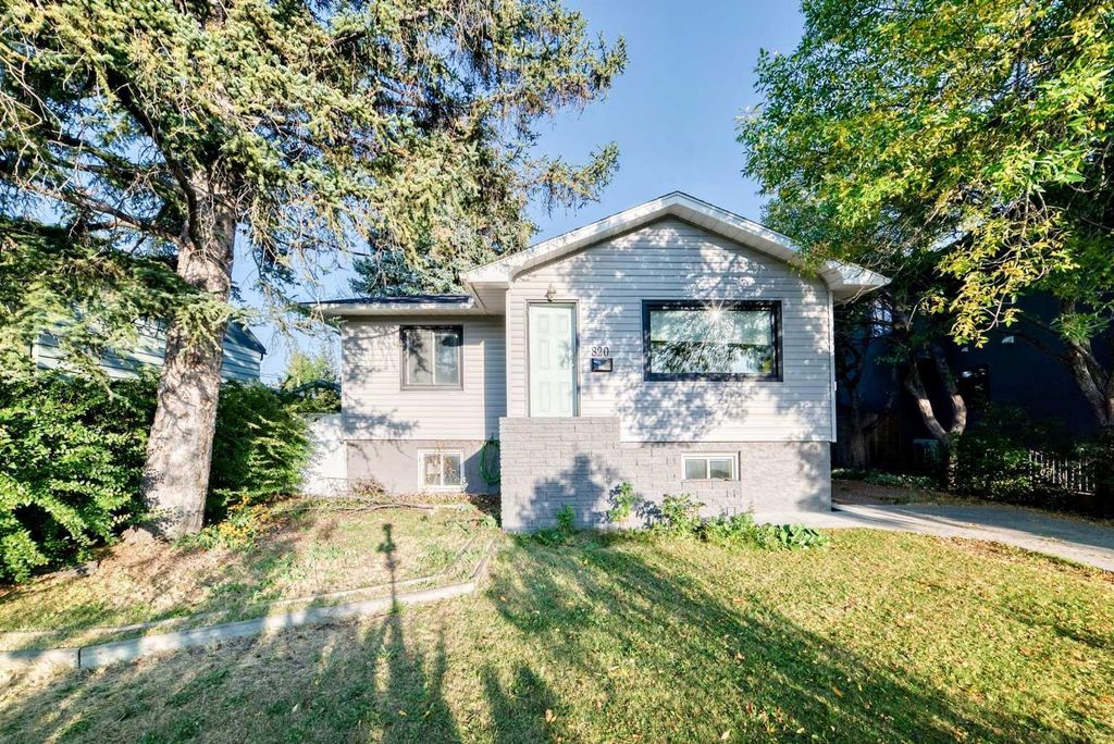 Photo of 820 9A Street NE, Calgary, AB T2E 4L6 (MLS # A2254030)
