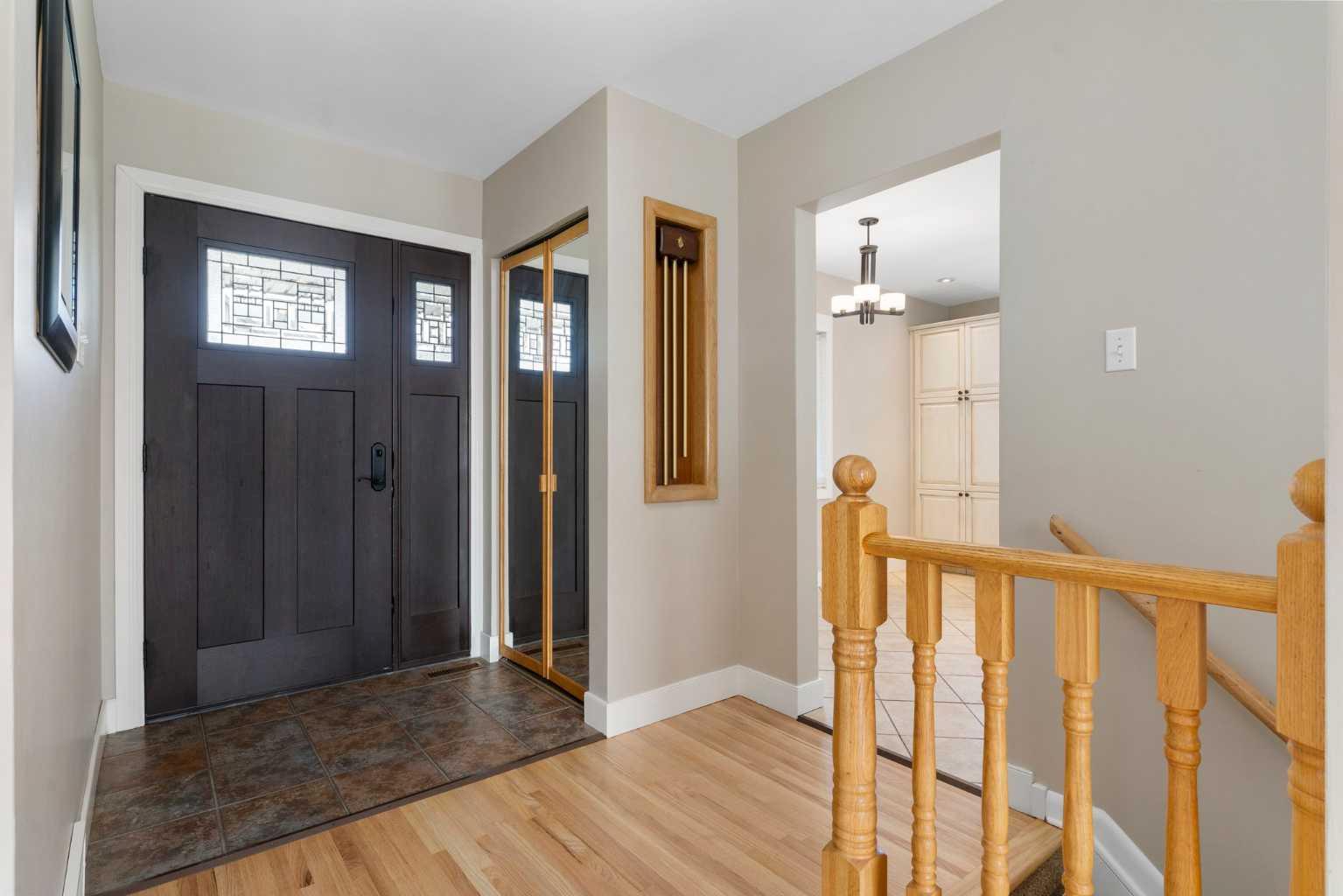2227 Halifax Crescent NW