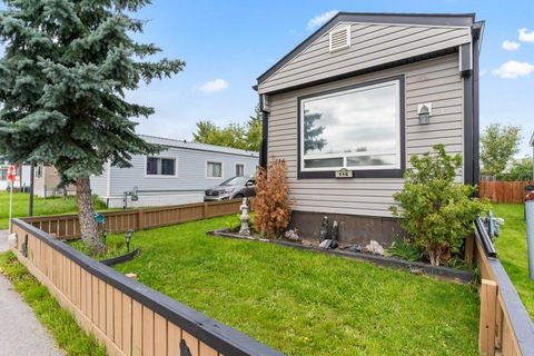 6220 17 Avenue SE 116 Calgary AB T2A 0W6