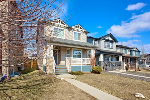 Photo of 188 Silverado Plains Close SW, Calgary, AB T2X 0G4 (MLS # A2297329)