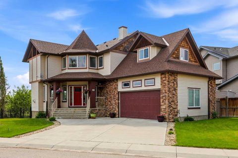 Photo of 1605 Montgomery Way SE, High River, AB T1V 0B8 (MLS # A2316032)