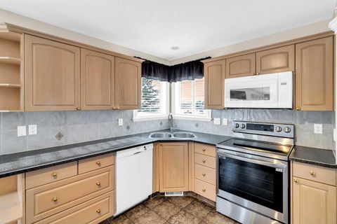 Tiny photo for 155 Lakeview Cove, Chestermere, AB T1X 1C1 (MLS # A2274018)