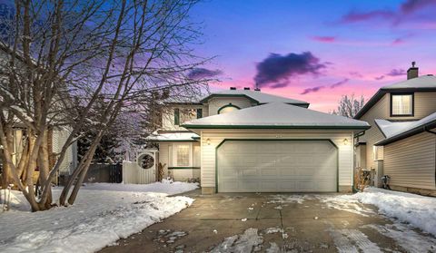 Tiny photo for 155 Lakeview Cove, Chestermere, AB T1X 1C1 (MLS # A2274018)