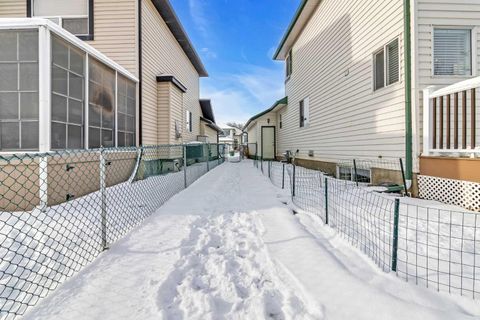 Tiny photo for 155 Lakeview Cove, Chestermere, AB T1X 1C1 (MLS # A2274018)