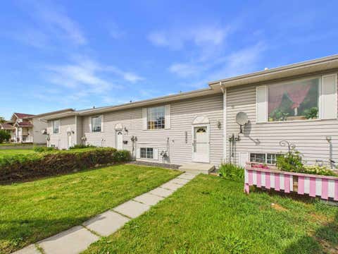 Photo of 4412 47 Avenue, Sylvan Lake, AB T4S 1P1 (MLS # A2336294)